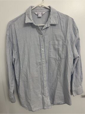 Old Navy Light Blue and White Striped Casual Button-Down Shirt